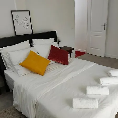 Un Duplex De Trois Pieces Dans Un Pavillon Lejlighed Gagny